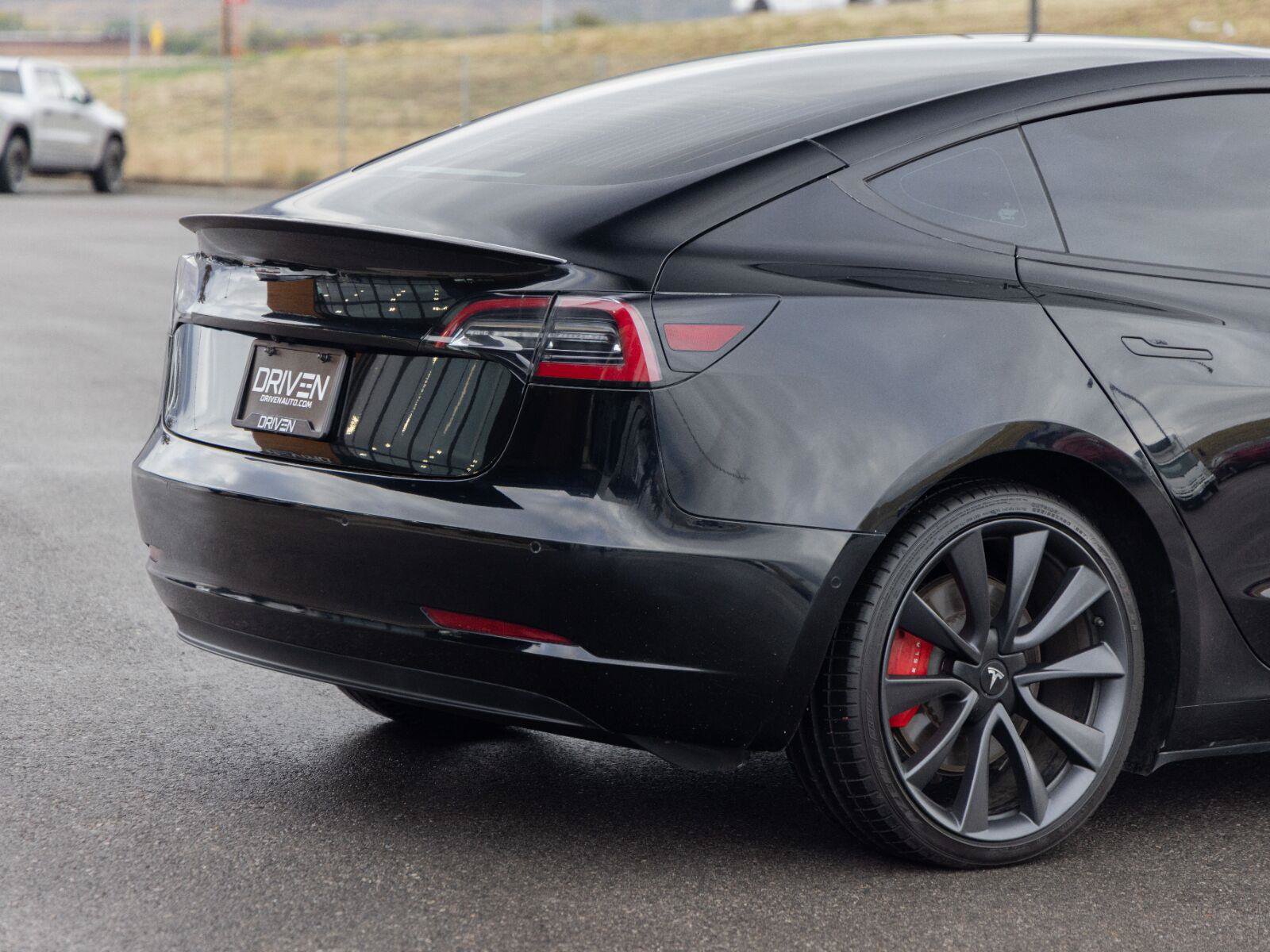 Used 2020 Tesla Model 3 Performance AWD/4WD image 9