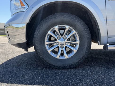 Used 2014 RAM 1500 Laramie RWD image 13