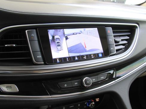 Used 2023 Buick Enclave Avenir w/ Avenir Technology Package FWD image 21
