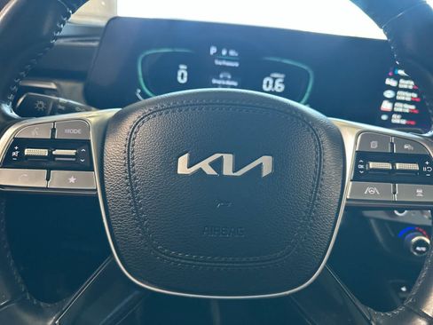 Used 2023 Kia Telluride EX w/ EX Captain's Chair Package FWD image 25