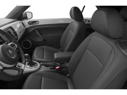 Used 2017 Volkswagen Beetle 1.8T S FWD image 9