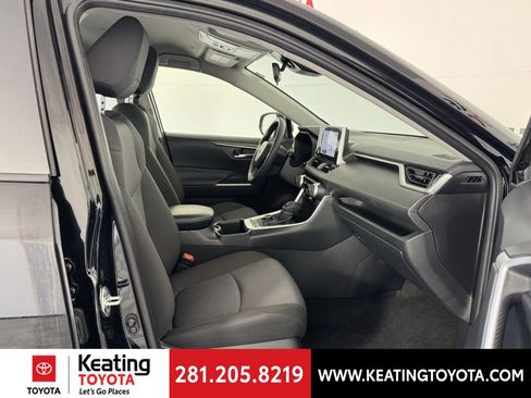 Certified 2025 Toyota RAV4 XLE image 22