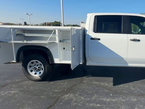 Used 2022 Chevrolet Silverado 3500 W/T w/ WT Convenience Package image 9