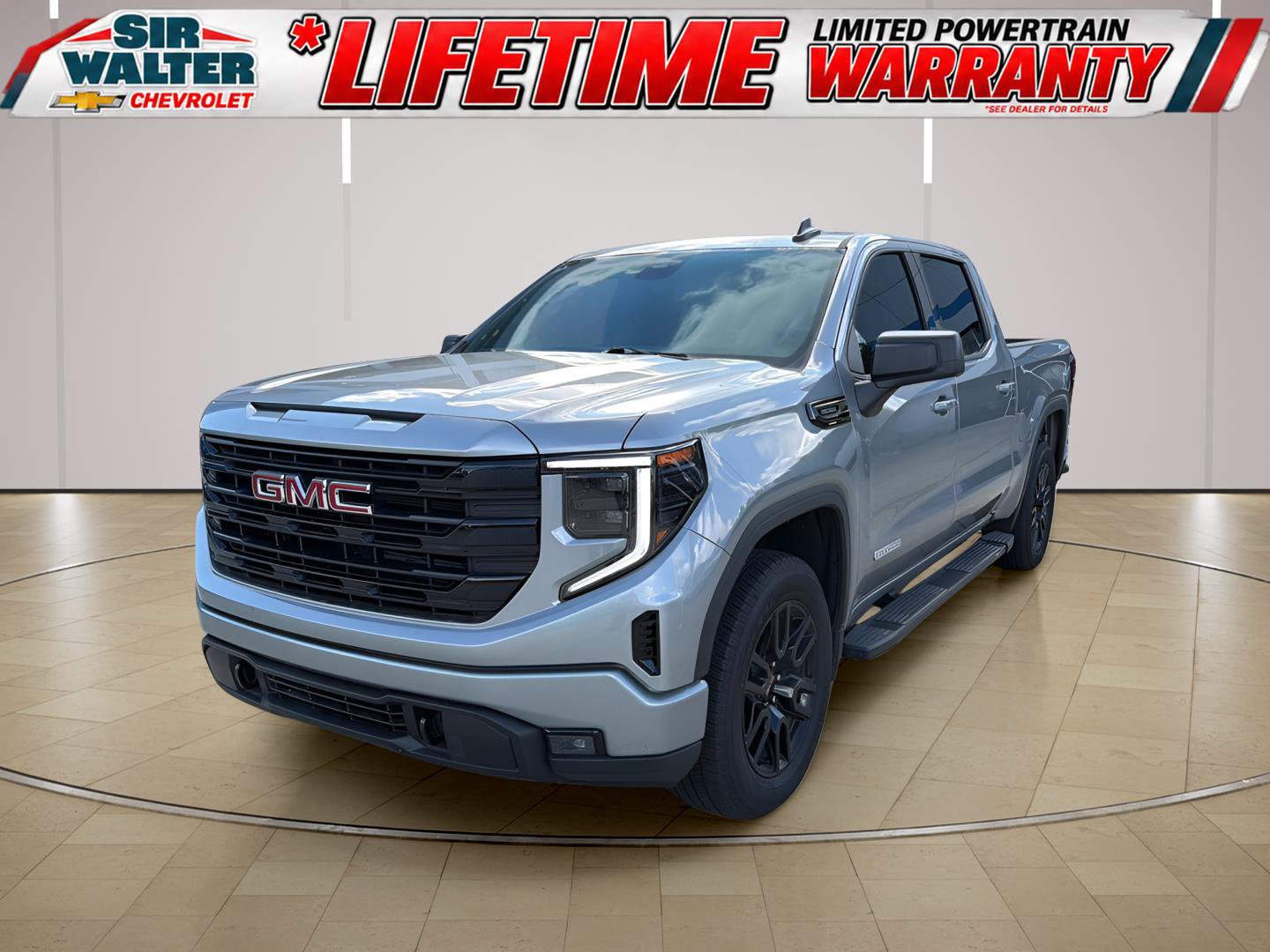 Used 2024 GMC Sierra 1500 Elevation AWD/4WD image 1
