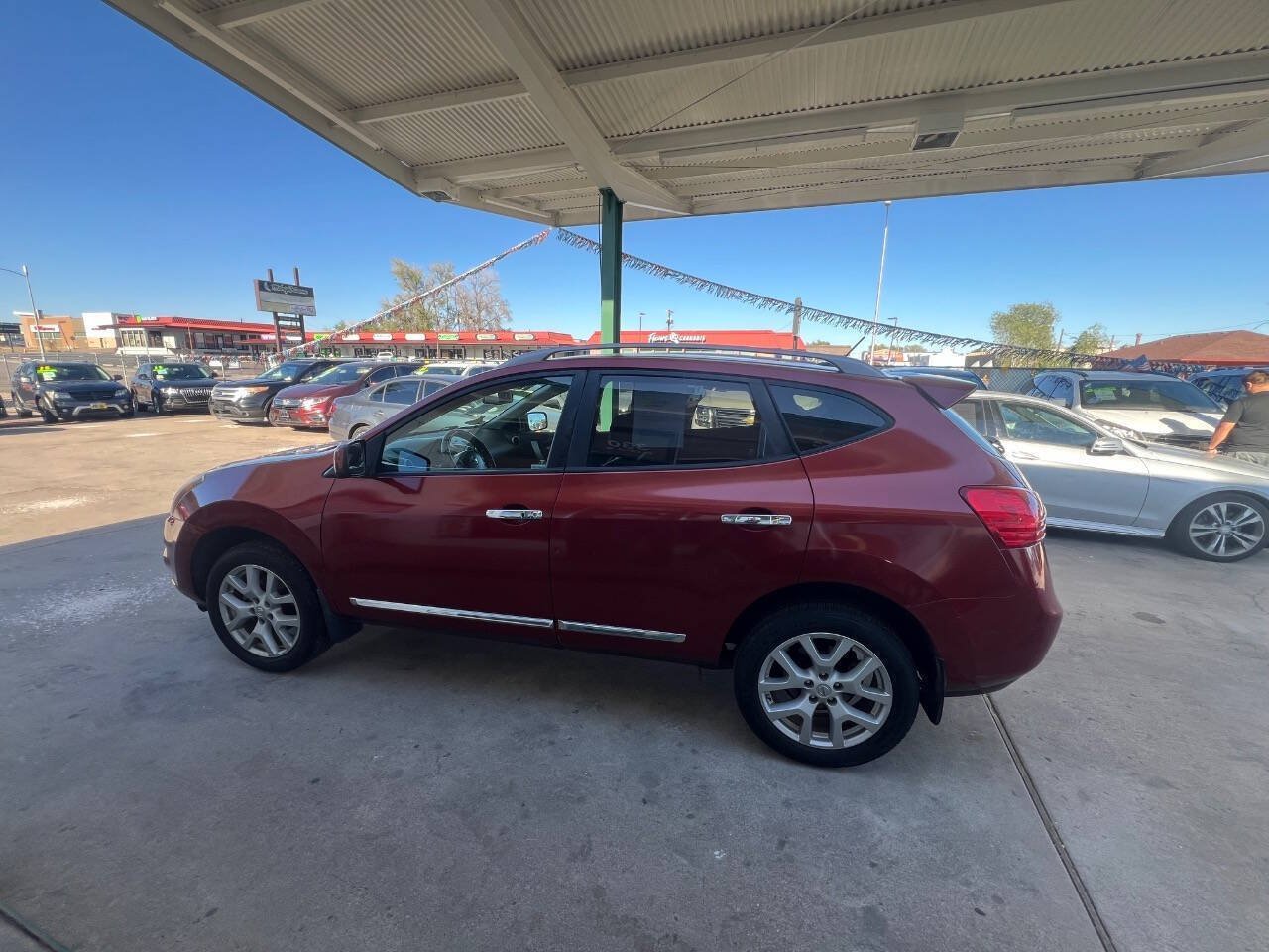 Used 2012 Nissan Rogue SL AWD/4WD image 24