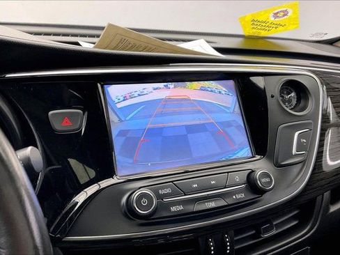 Used 2017 Buick Envision Essence image 22