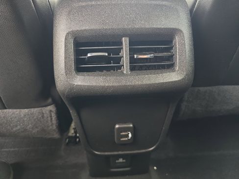 Used 2021 Chevrolet Equinox Premier w/ LPO, Cargo Package FWD image 20