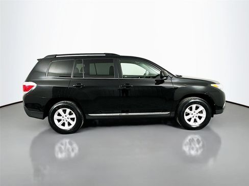 Used 2012 Toyota Highlander SE image 8