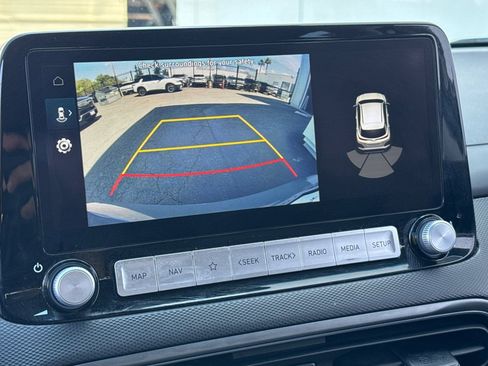 Used 2022 Hyundai Kona Limited image 25