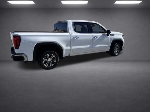 Used 2025 GMC Sierra 1500 SLT RWD image 26