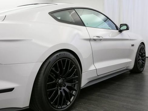Used 2017 Ford Mustang GT Premium w/ GT Performance Package RWD image 29
