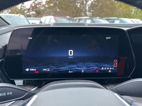 New 2026 Chevrolet Suburban Premier w/ Sun And Tow Package image 24