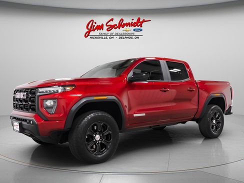 Used 2024 GMC Canyon Elevation w/ Convenience Package AWD/4WD image 3