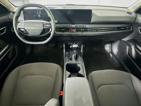 Used 2025 Kia K4 LXS image 16