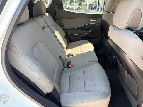 Used 2018 Hyundai Santa Fe Sport w/ 2.4L Value Package 02 FWD image 10