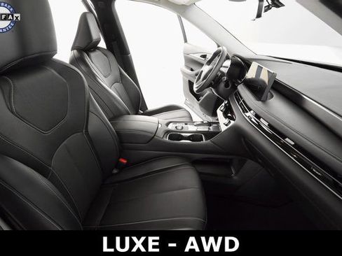 Used 2024 INFINITI QX60 Luxe image 17