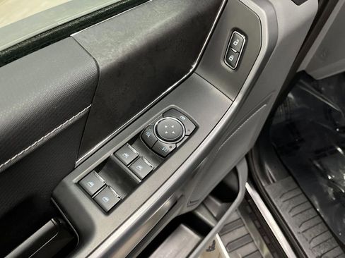 Used 2025 Ford F150 XLT w/ Equipment Group 301A Standard image 26