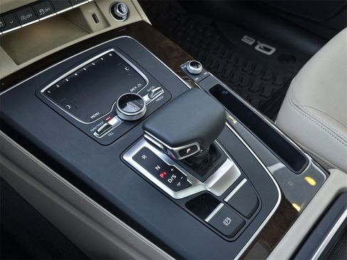 Used 2018 Audi Q5 2.0T Premium Plus image 20