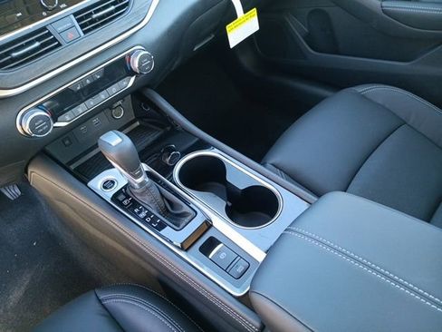 New 2025 Nissan Altima 2.5 SL image 15