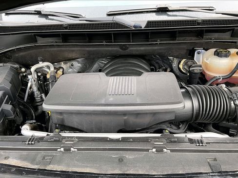 Used 2024 GMC Yukon XL SLT image 31