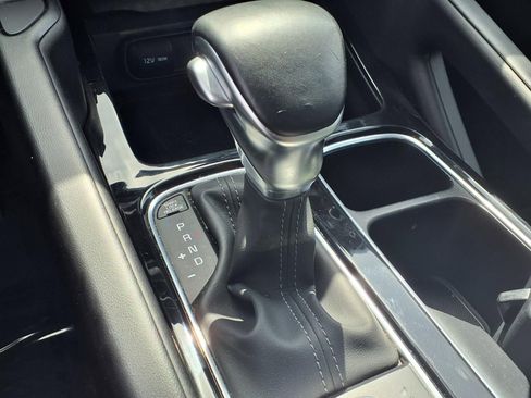 Used 2025 Kia Telluride S image 11