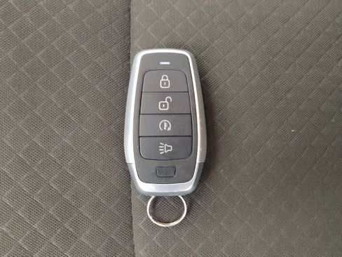 Used 2021 Buick Encore Preferred w/ Safety Package FWD image 32