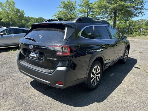 New 2025 Subaru Outback Premium image 8