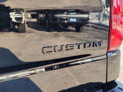 Certified 2025 Chevrolet Silverado 1500 Custom w/ LPO, Dark Essentials Package image 12