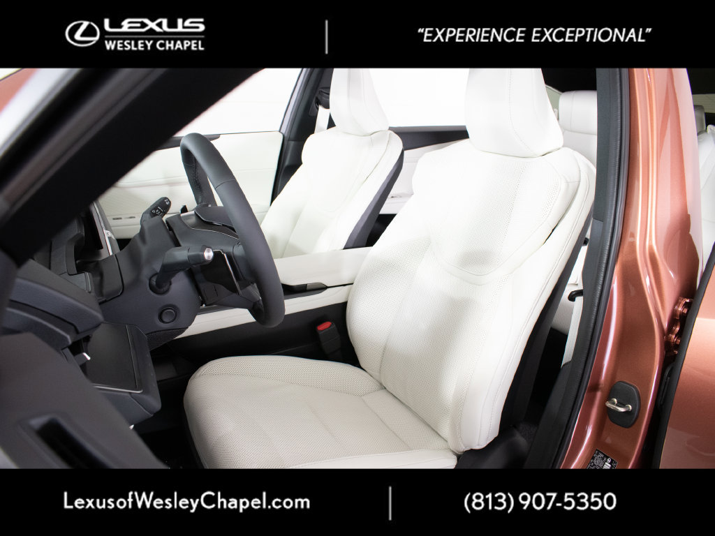 Certified 2026 Lexus ES 350e w/ Convenience Package FWD image 13