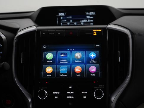 Used 2022 Subaru Ascent Limited image 18