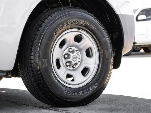 Used 2019 Nissan Frontier S image 47