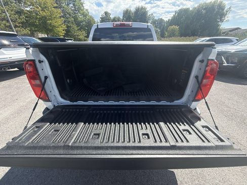 Certified 2019 Chevrolet Colorado W/T w/ Custom Special Edition image 28