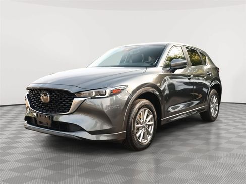 Used 2025 MAZDA CX-5 AWD 2.5 S w/ Preferred Package image 3