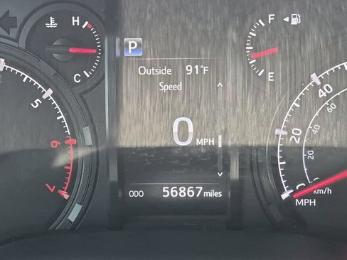 Used 2022 Toyota 4Runner SR5 RWD image 29