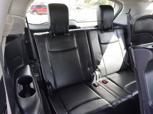 Used 2020 INFINITI QX60 Luxe w/ Essential Package image 10