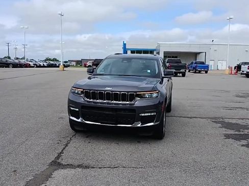 Used 2022 Jeep Grand Cherokee L Limited w/ Trailer Tow Group (B) AWD/4WD image 3