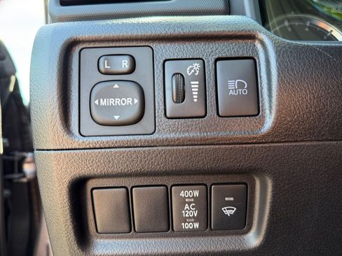 Used 2023 Toyota 4Runner TRD Off-Road Premium w/ Moonroof Package AWD/4WD image 19
