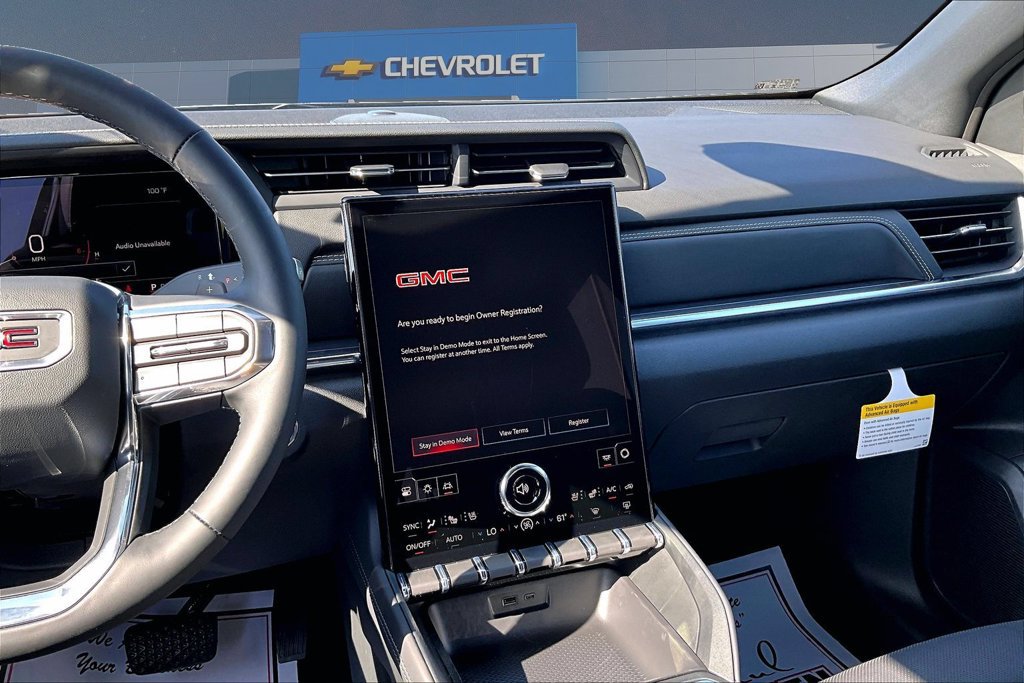 New 2027 GMC Terrain Elevation w/ Elevation Premium Package FWD image 8