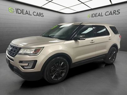 Used 2017 Ford Explorer XLT w/ Equipment Group 202A