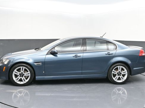 Used 2009 Pontiac G8 image 4