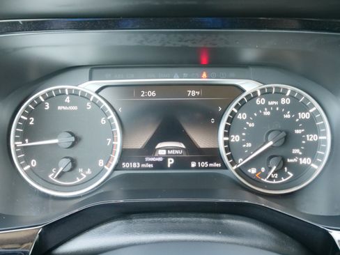 Used 2022 Nissan Pathfinder SL image 25