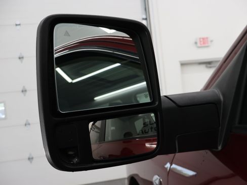 Used 2024 RAM 2500 Laramie AWD/4WD image 36