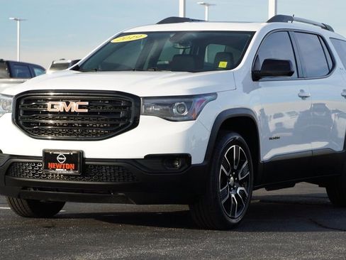 Used 2019 GMC Acadia SLT w/ Black Edition image 9