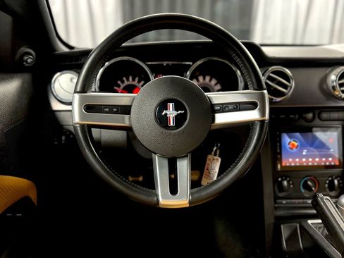 Used 2007 Ford Mustang GT Premium image 25