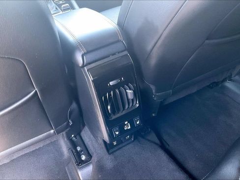 Used 2022 Jeep Compass Limited w/ Elite Group AWD/4WD image 34