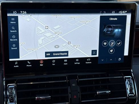 Certified 2023 Lincoln Navigator Reserve AWD/4WD image 25