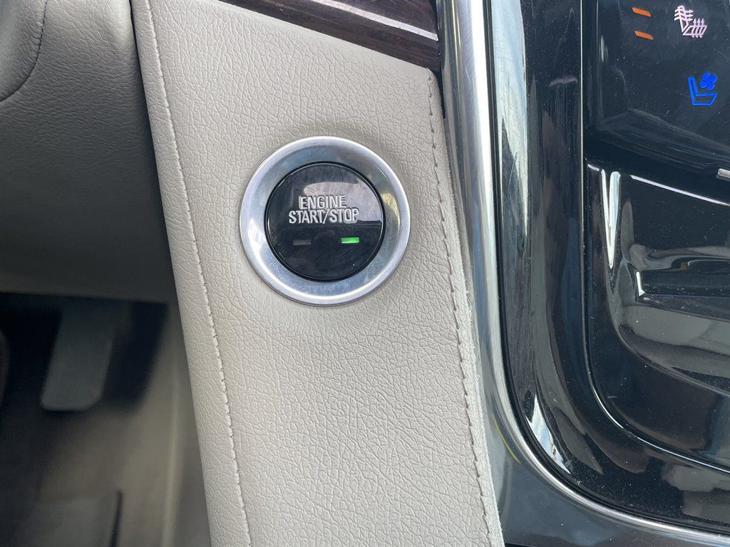 Used 2016 Cadillac Escalade ESV Luxury RWD image 29