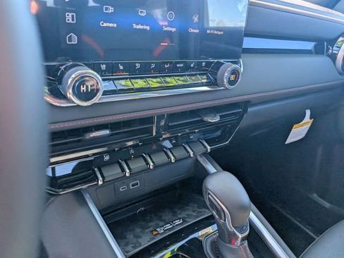 New 2026 Chevrolet Colorado Z71 w/ Z71 Convenience Package 2 AWD/4WD image 22