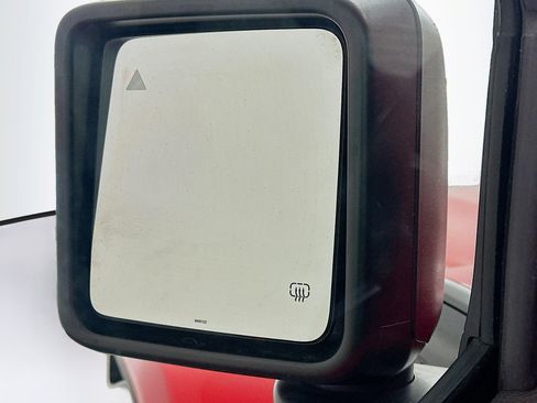 Used 2022 Jeep Wrangler Sahara w/ Cold Weather Group image 16