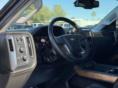 Used 2017 Chevrolet Silverado 3500 LTZ image 21